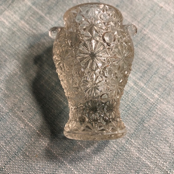 Fenton Daisy And Button Urn Style Vintage Toothpick Holders Lot Of 2 - Picture 3 of 5